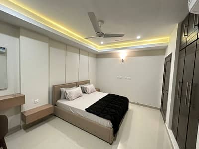 Per day one bedroom available for rent in e11 Islamabad
