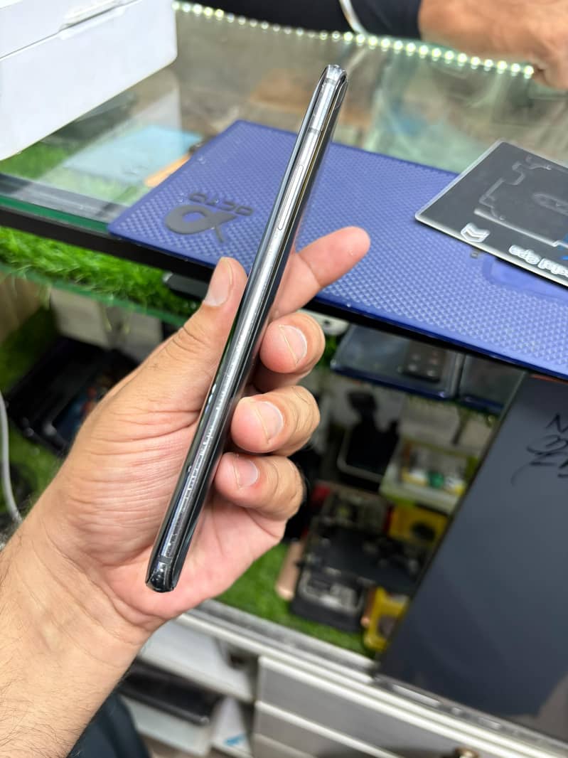 One Plus 7 Pro 3