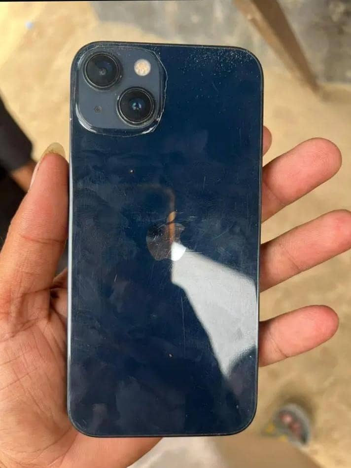Apple iPhone 13 0