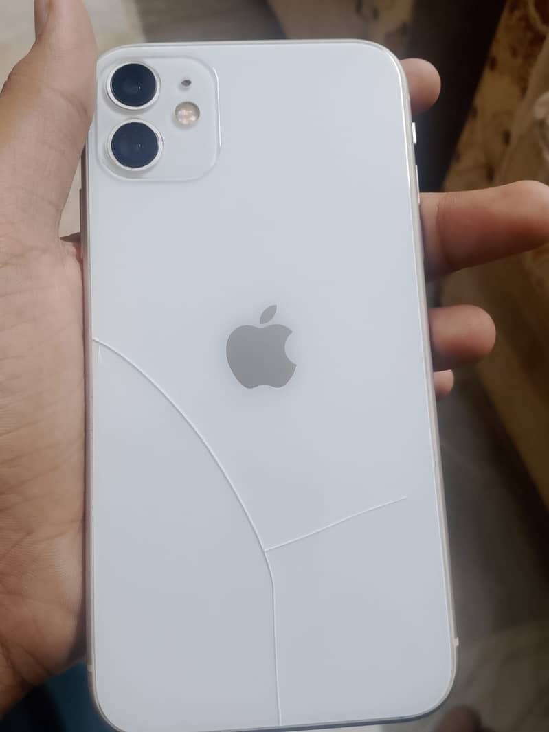 Apple iPhone 11 0