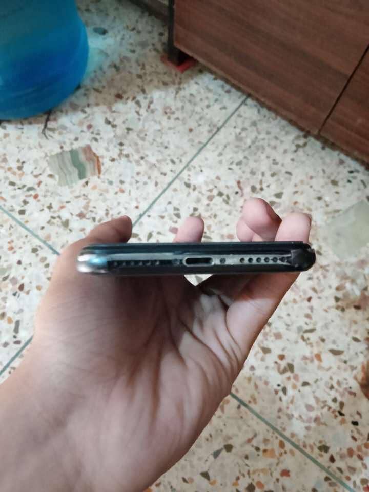 Apple iPhone X 2