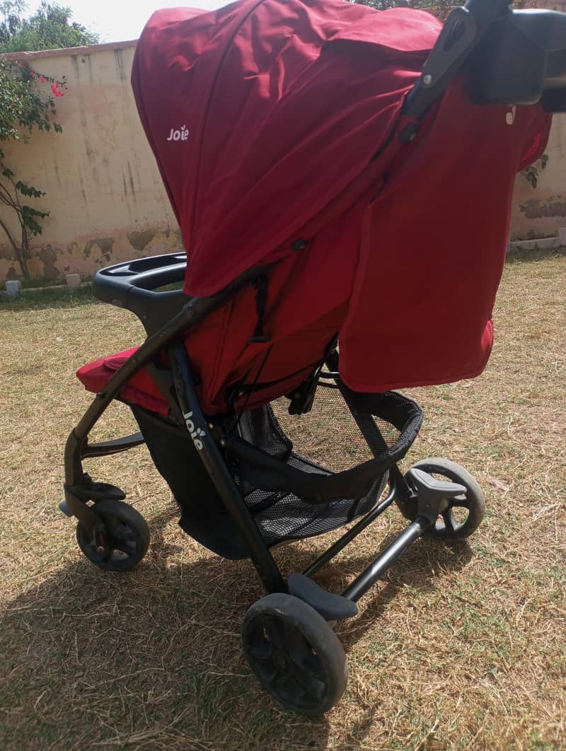 stroller 3