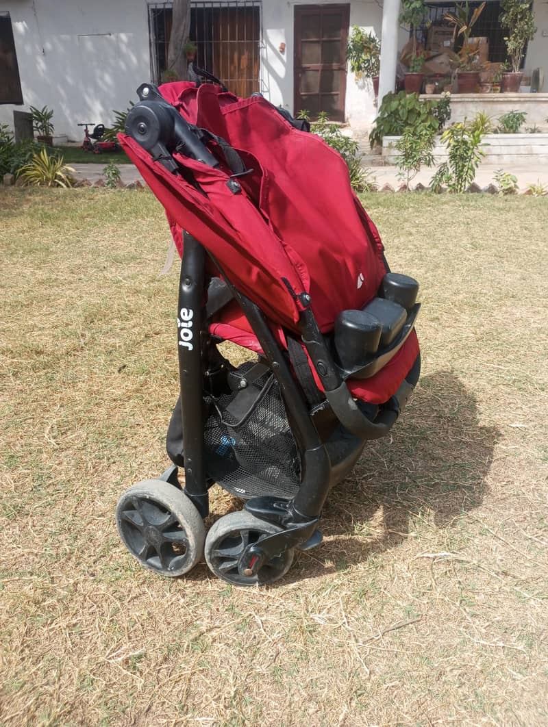 stroller 5