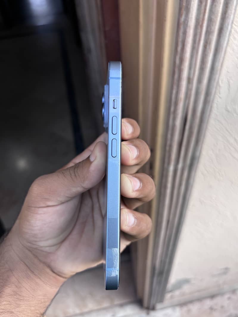 Apple iPhone 14 1