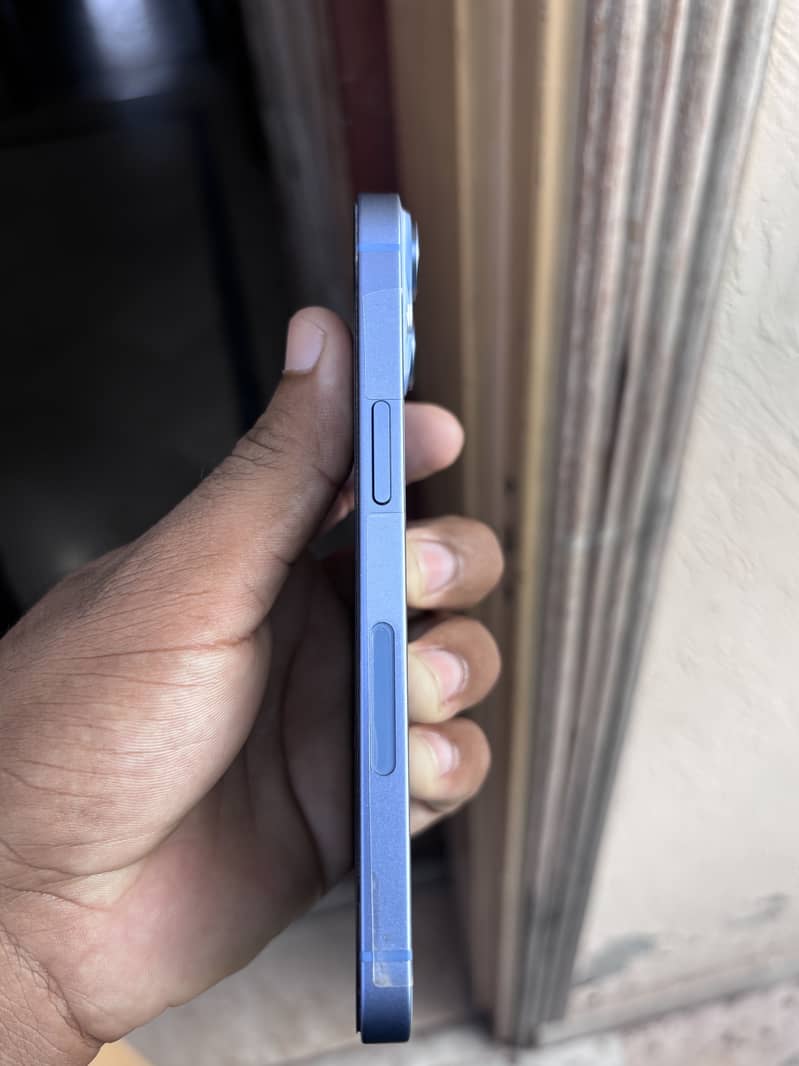 Apple iPhone 14 5