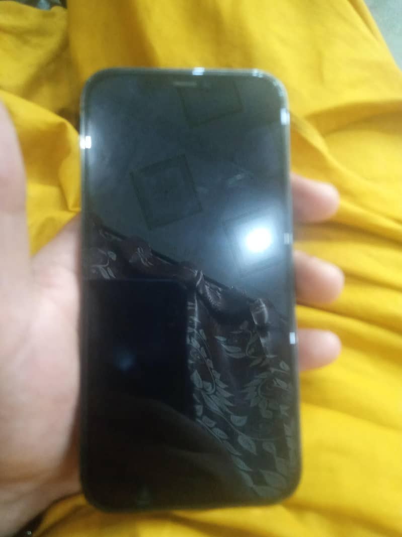 Apple iPhone 12 Pro 1