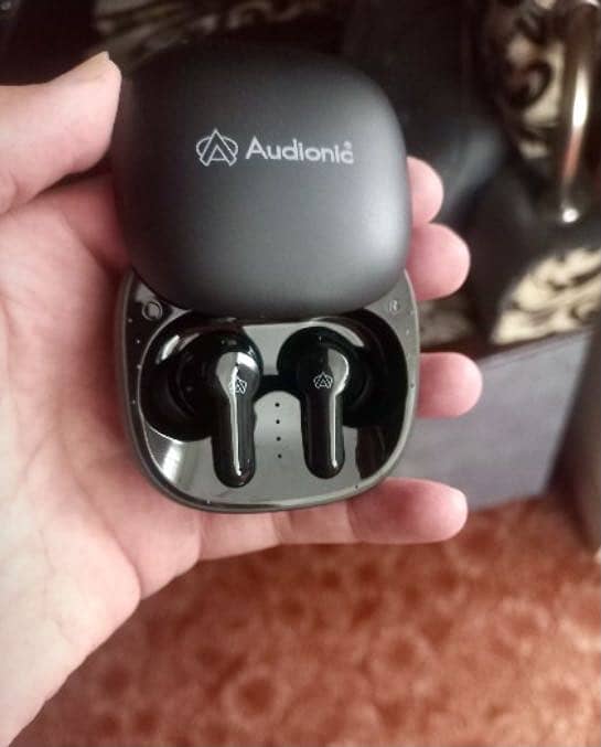 New Audionic Airbud 0