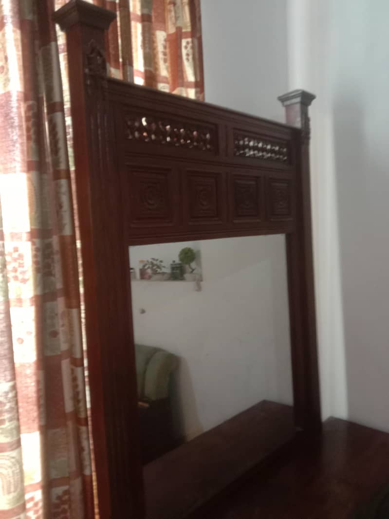 chinioti bed set with side table and dressing 9