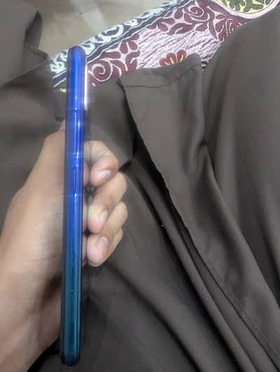 Vivo Y17