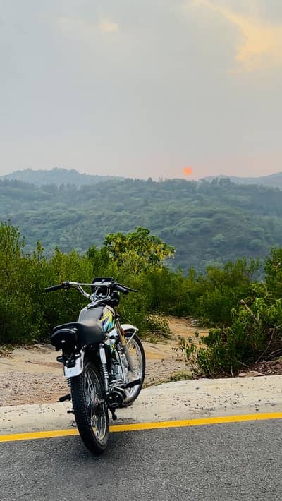 Honda125 all documents clear condition 10/10