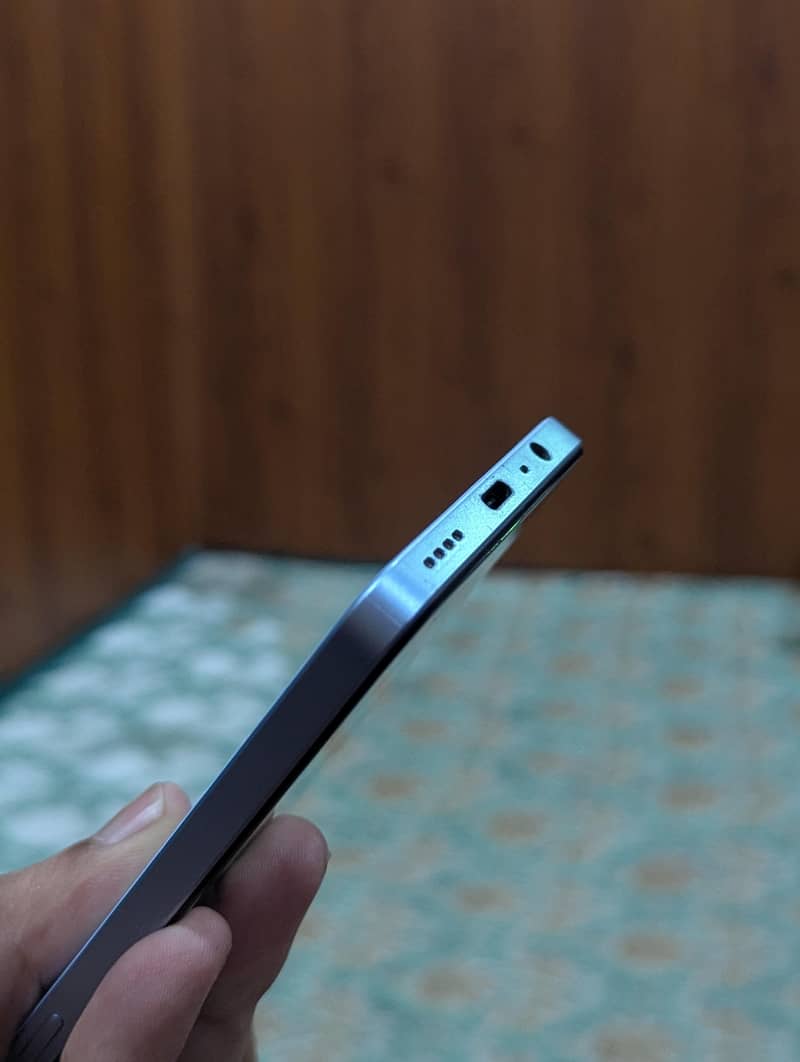 Realme Note 60 6