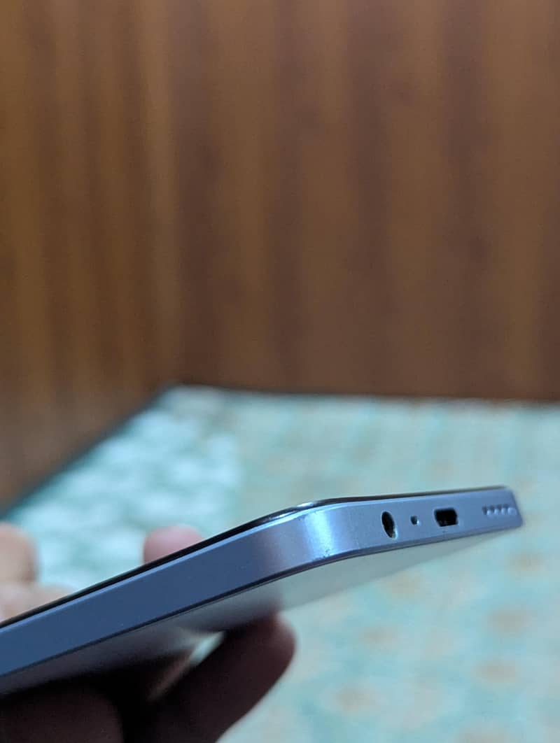 Realme Note 60 7