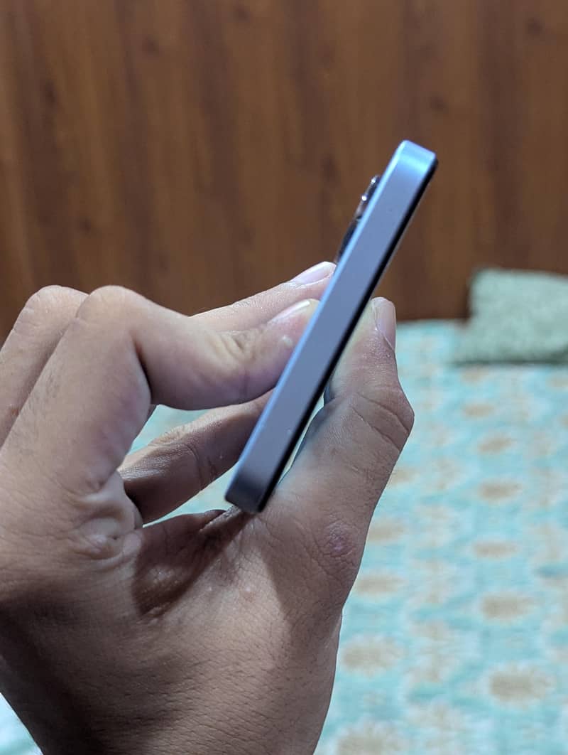 Realme Note 60 10
