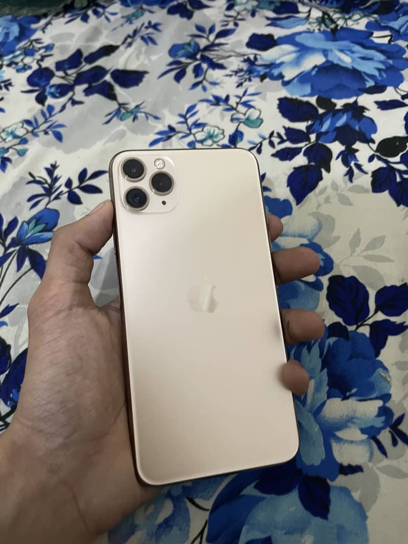 Apple iPhone 11 Pro Max 3