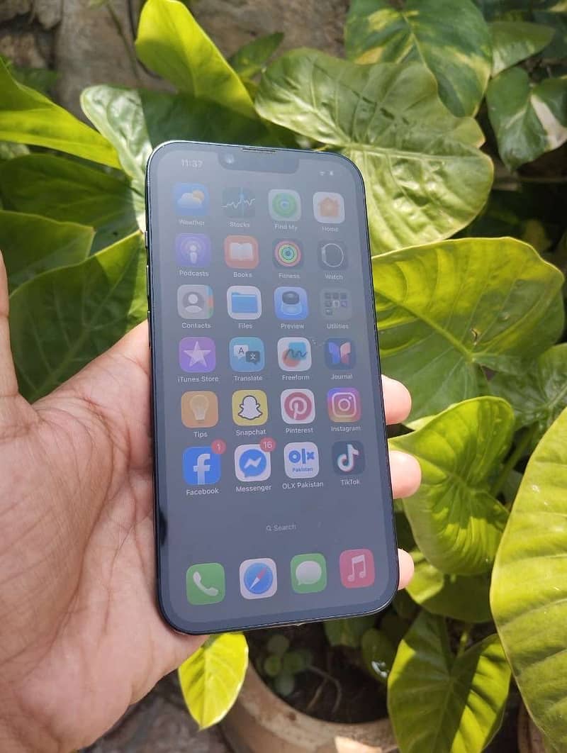 Apple iPhone 14 2
