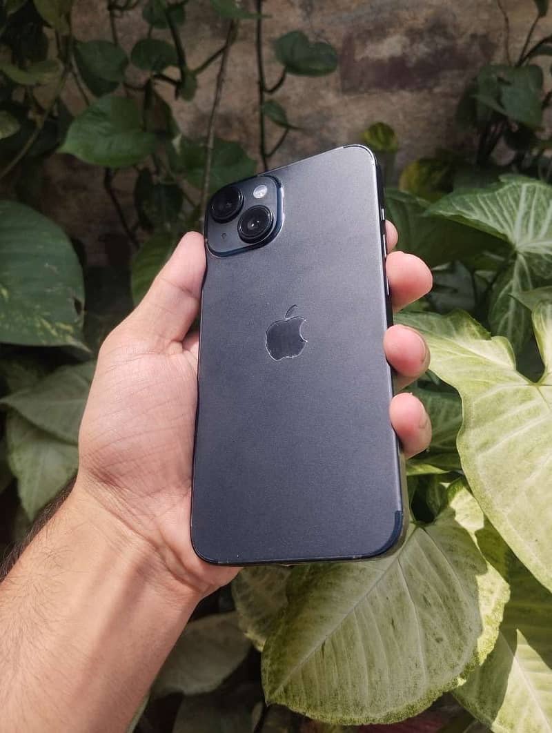 Apple iPhone 14 3