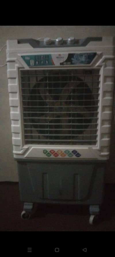 Ac DC room cooler ha bhut achi condition ma ha