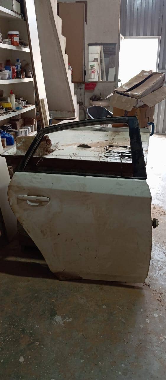 prius back door 0