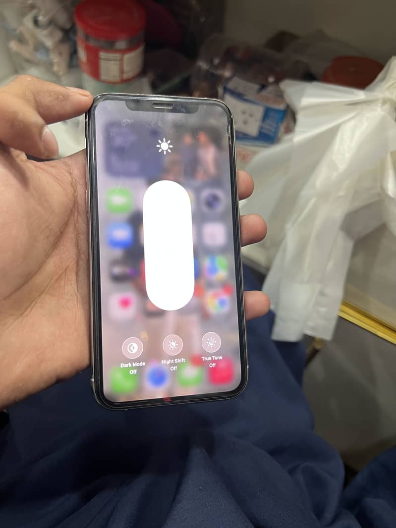 Apple iPhone 11 Pro 1
