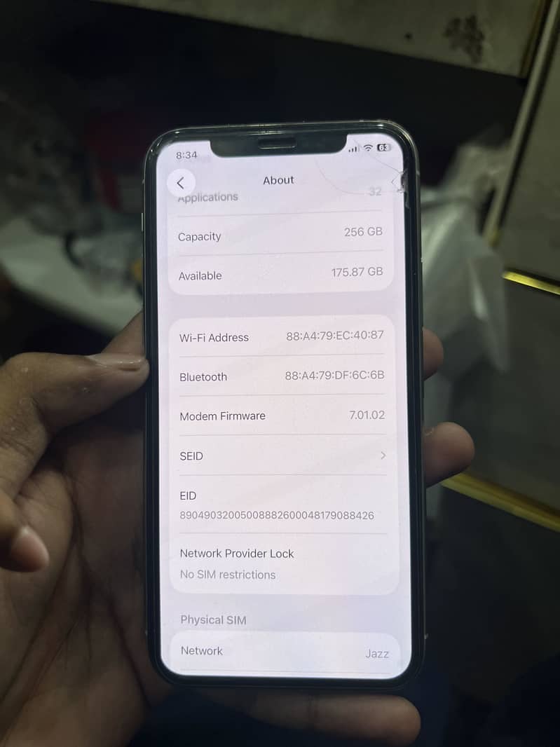 Apple iPhone 11 Pro 4