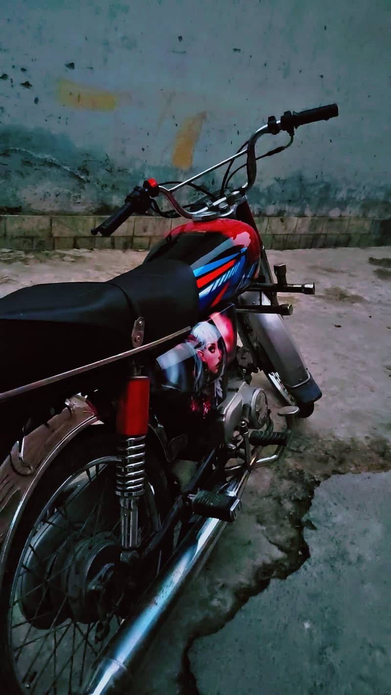united 70cc 0
