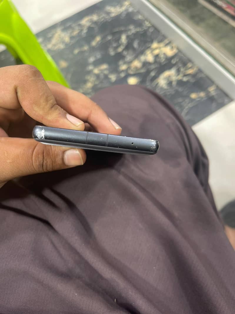Google Pixel 7a 3