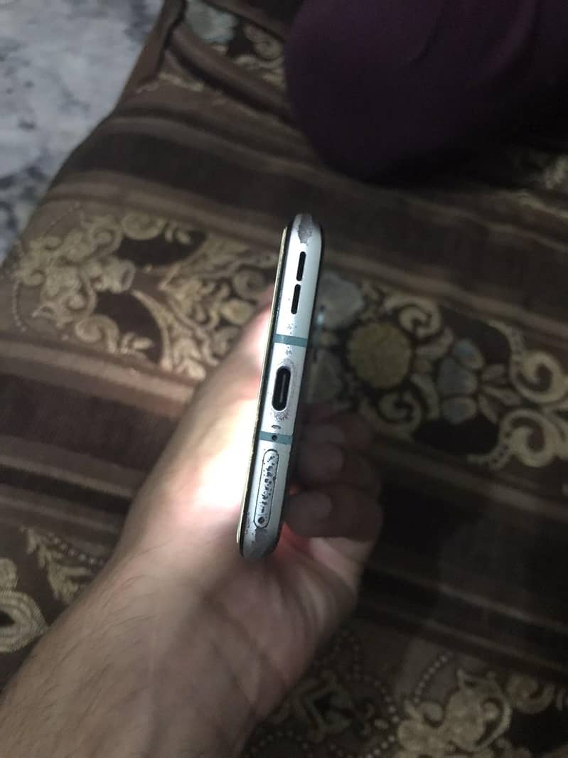 One Plus 8T 3