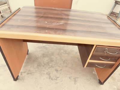 Standard Size Wooden Office Table / Study Desk with 3 Drawers & Lock