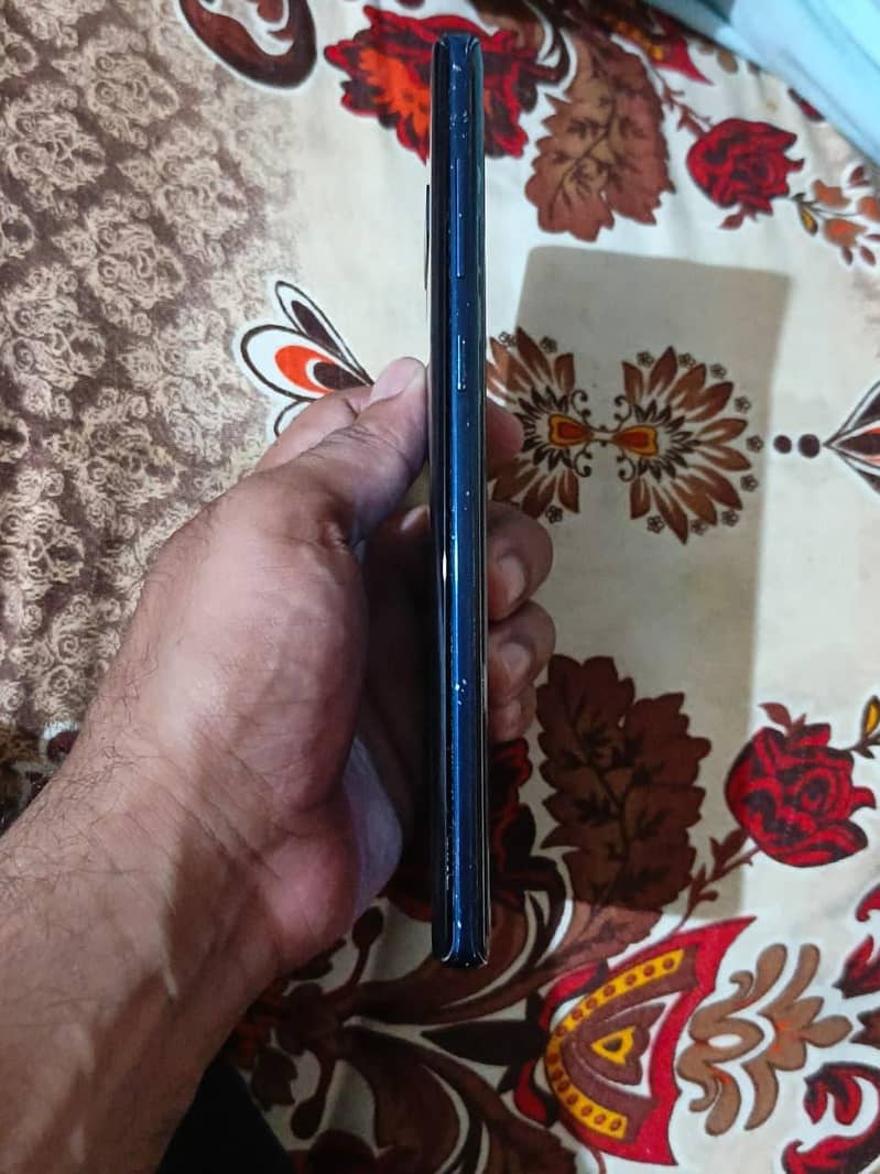 Samsung Mobile Note 9 3