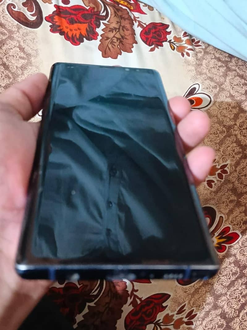 Samsung Mobile Note 9 6