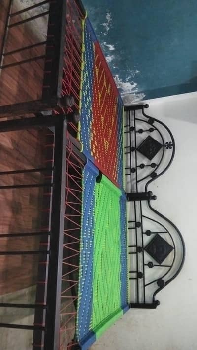 char pai ha 2 iron ki