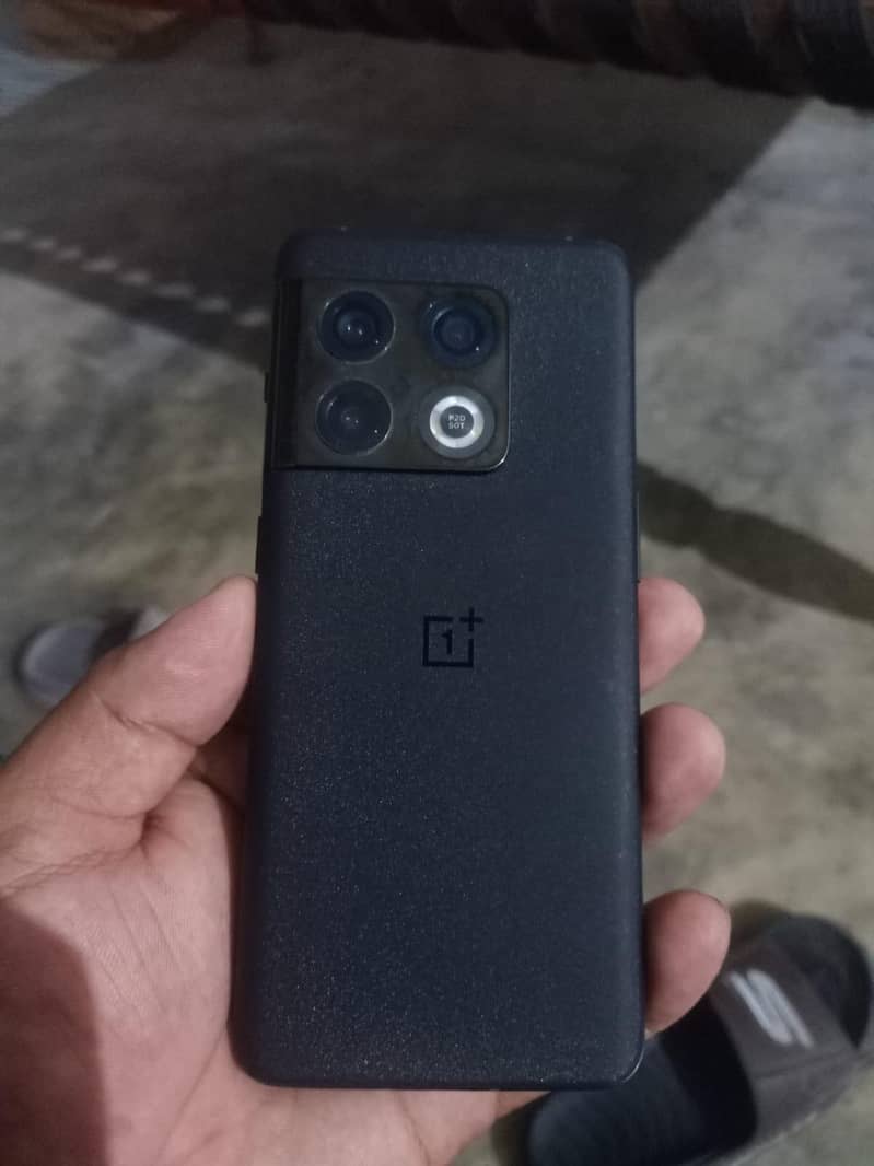 One Plus 10 Pro 0