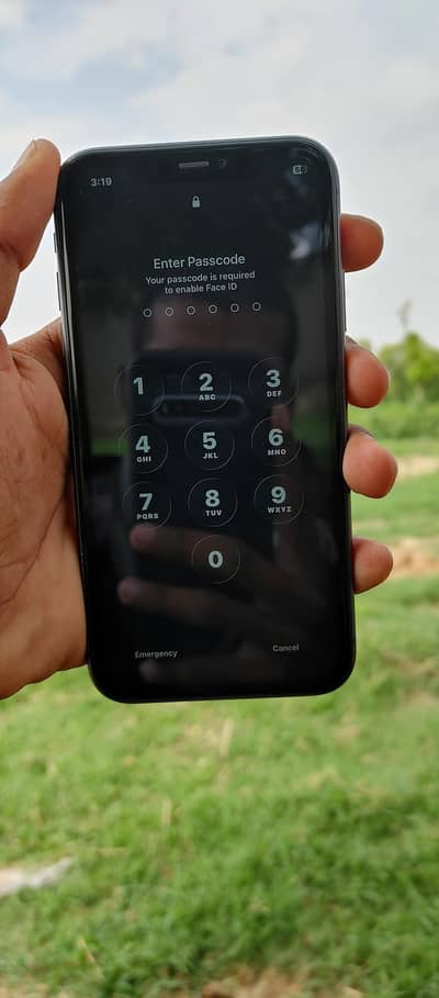 Apple iPhone 11 urgent for sale