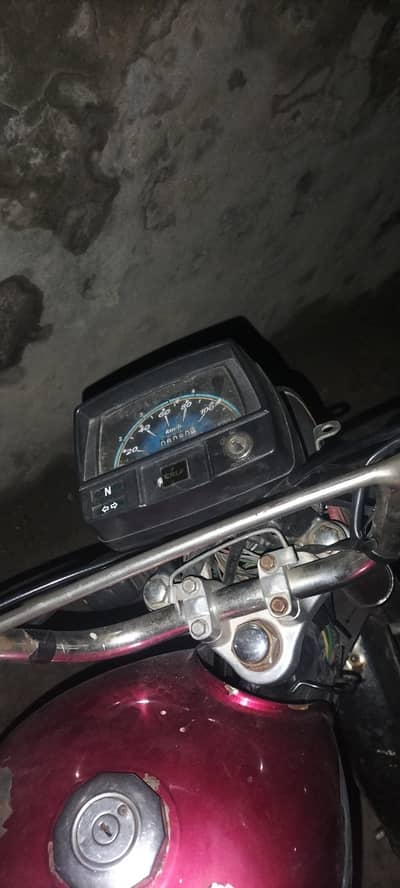 70 cc Road prince bike condition good he documents ok smart card ni he
