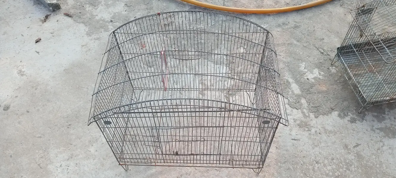 Cages for Sale – 1 Large & 1 Small — photo 2