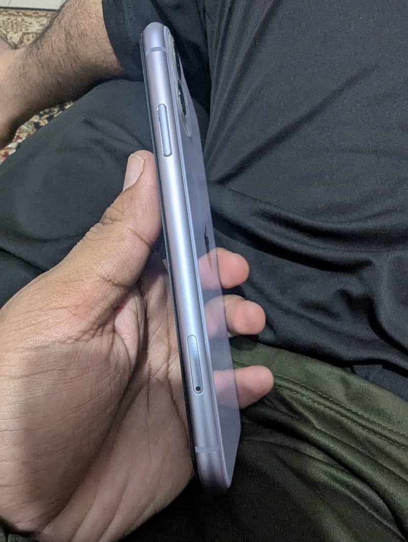 Apple iPhone 11 2
