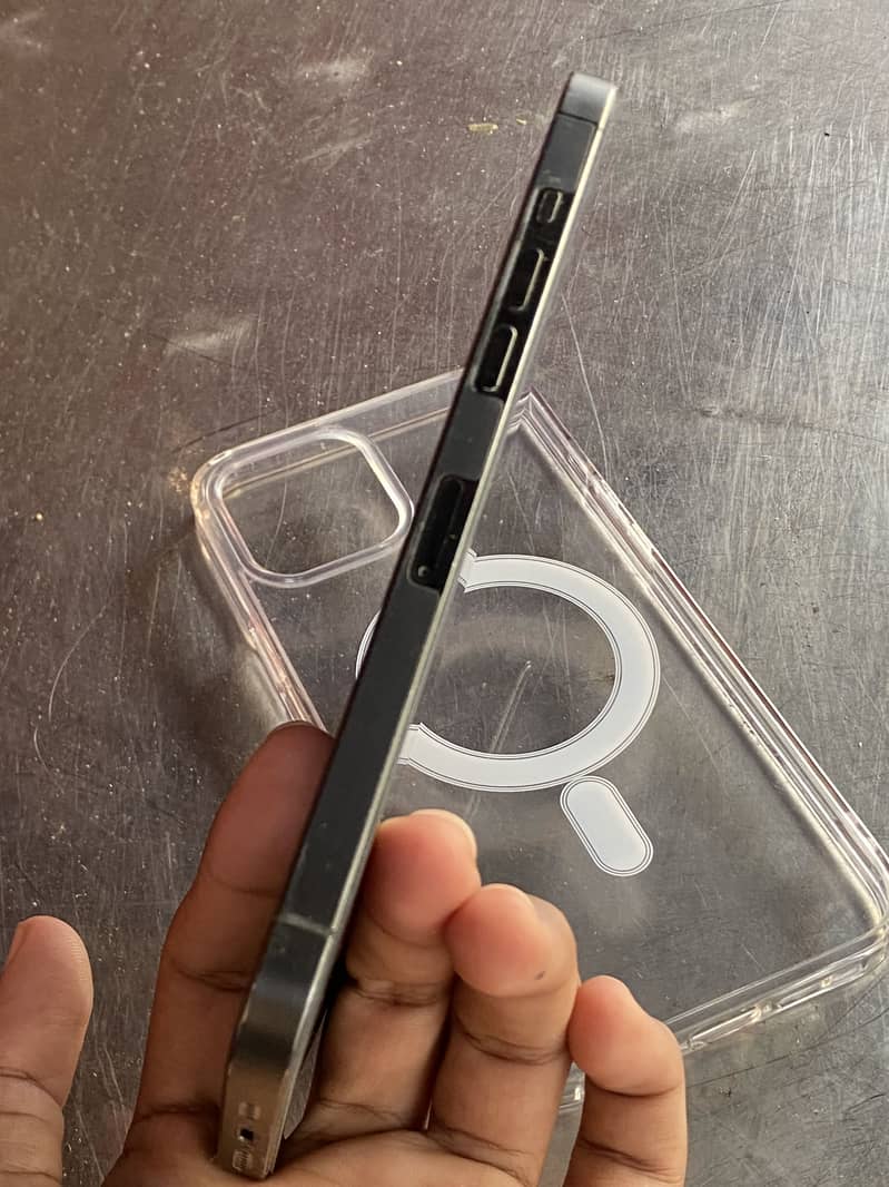 Iphone 12 Pro Max 4