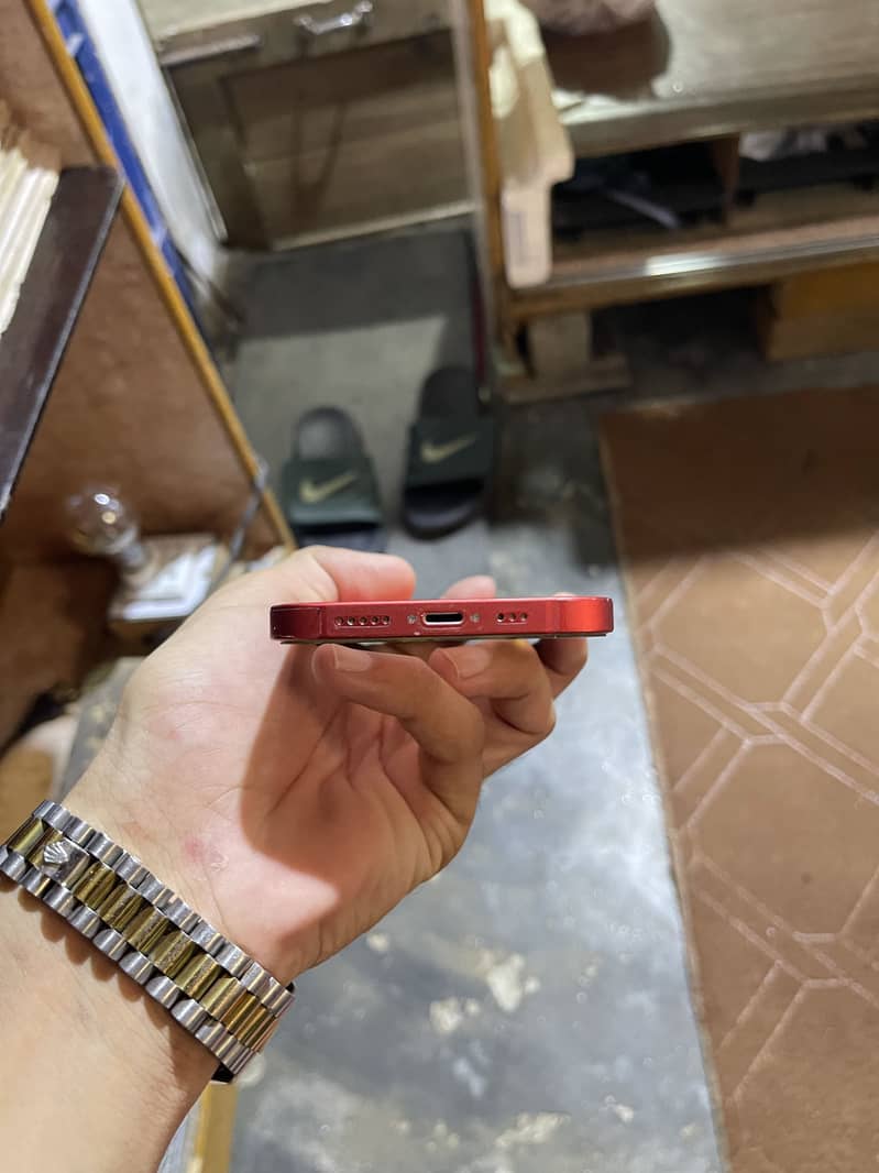 Apple iPhone 12 1
