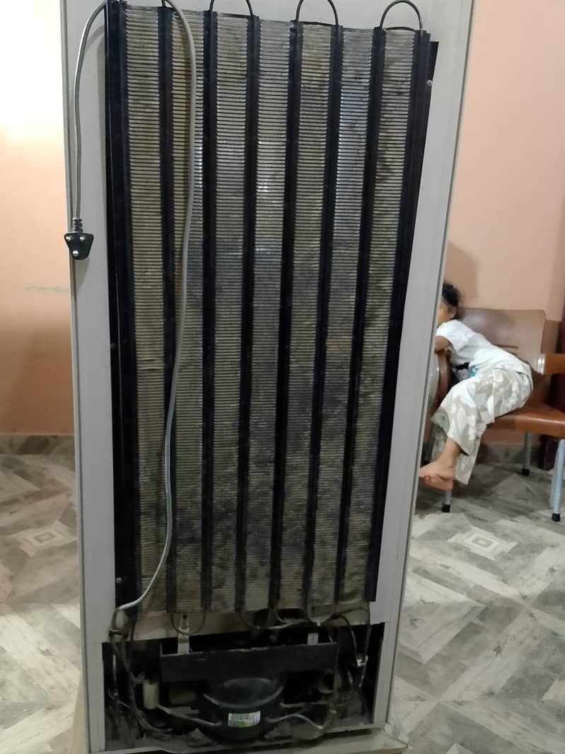 refrigerator 2