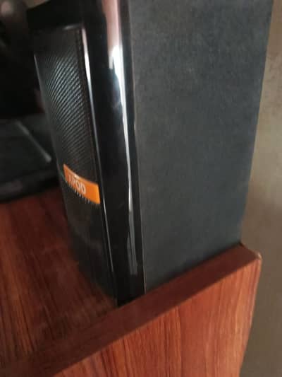 XPode 2.2 Channel Home Audio Speaker – Excellent Condition