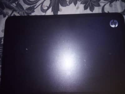 HP pavilion g6 core i3 3th gen 4GB  RAM 298 ROM hdd 10/9 condition