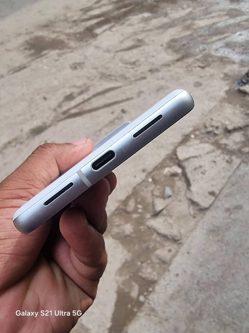 Google Pixel 7 6