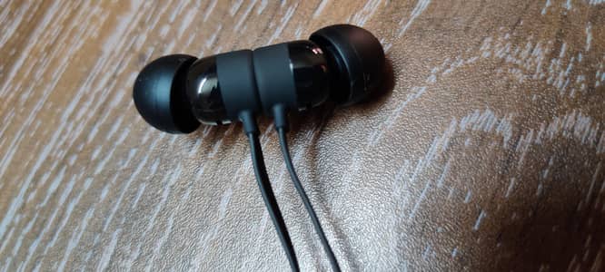 Beats earphones