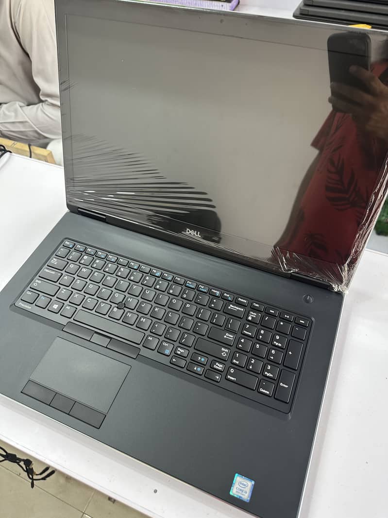 Dell Precision Core i9 (4GB GPU) 1