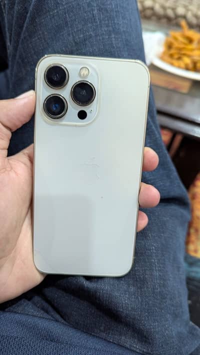 Apple iPhone 13 Pro