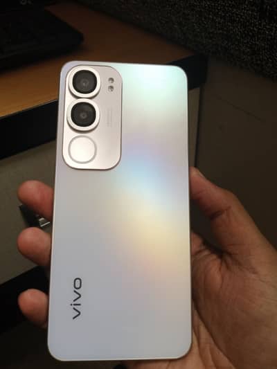 Vivo Y19s