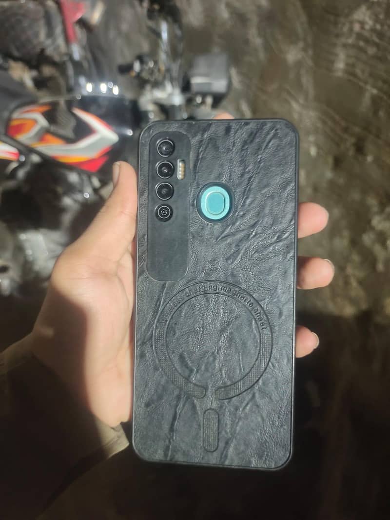 Tecno Camon 17 1