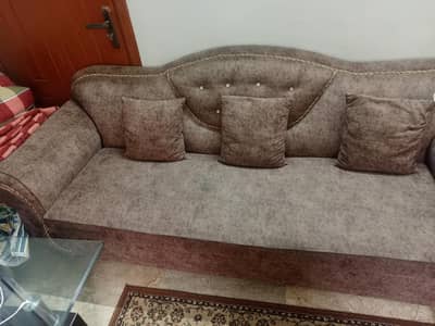 5 seater sofa set available
