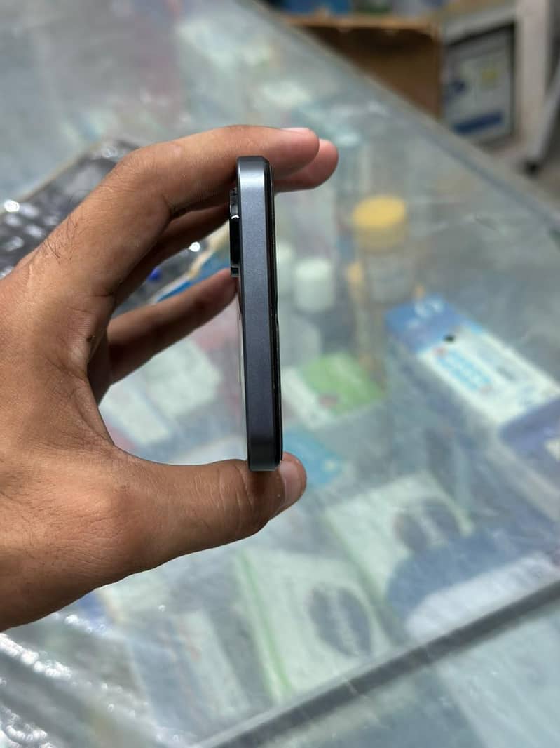 Realme Note 60x 4