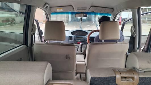 Daihatsu Move 2015